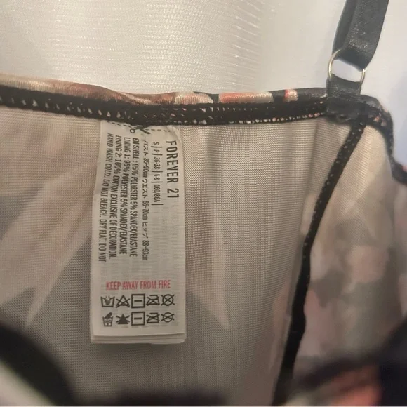 Bodysuit Thong Style FOREVER 21 - Picture 4 of 10